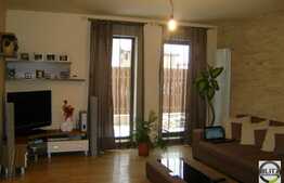 Duplex de vanzare, 190 mp, cu teren de 240 mp si front de 16 ml, zona Someseni!