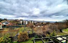 Casa de vanzare, 260 mp, teren 500 mp, mobilata, zona linistita de case