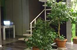 Casa de vanzare, 260 mp, teren 500 mp, mobilata, zona linistita de case