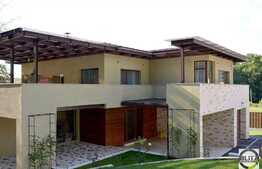 Vanzare casa 4 camere, 350 mp, teren 1000 mp, garaj, zona linistita! La cheie!