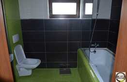 Vanzare casa 4 camere, 350 mp, teren 1000 mp, garaj, zona linistita! La cheie!