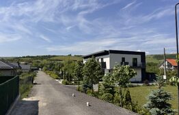 Duplex generos in ansamblu privat 500 MP teren. Radaia, Baciu