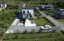 Casa gata de mutare in ansamblu privat 671 mp teren. Radaia, Baciu