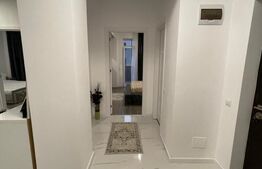 Apartament 3 camere, 2 bai, 64 mp, 2 parcari, intermediar, zona Terra