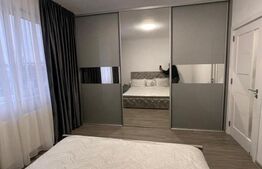 Apartament 3 camere, 2 bai, 64 mp, 2 parcari, intermediar, zona Terra