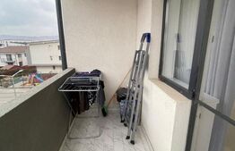Apartament 3 camere, 2 bai, 64 mp, 2 parcari, intermediar, zona Terra