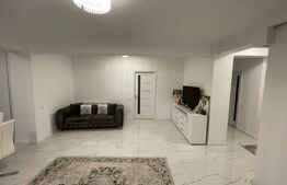 Apartament 3 camere, 2 bai, 64 mp, 2 parcari, intermediar, zona Terra