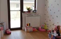 Vanzare casa cuplata, 270 mp utili, 600 mp teren, zona nou dezvoltata