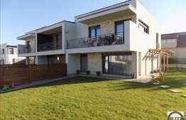 Vanzare duplex, 120 mp utili, 300 mp teren, zona de case si vile