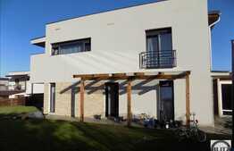 Vanzare duplex, 120 mp utili, 300 mp teren, zona de case si vile