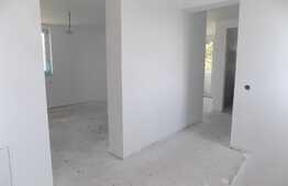 Vanzare triplex, 120 mp utili, 323 mp teren, zona linistita