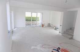 Vanzare triplex, 120 mp utili, 323 mp teren, zona linistita