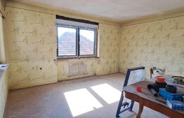 Casa 4 camere, 100 mp, zona Livezii - Fagaras