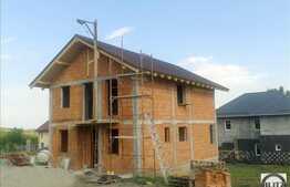 Casa individuala, semifinisata, 148 mp utili, teren 550 mp, zona linistita!