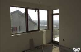 Casa individuala de vanzare, 140 mp utili si teren de 300 mp, zona de case vile!