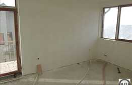 Casa individuala de vanzare, 140 mp utili si teren de 300 mp, zona de case vile!