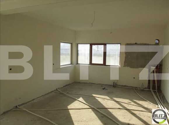 Casa de vânzare 4 camere Floreşti - 19727CV | BLITZ Cluj-Napoca | Poza8