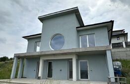 EXCLUSIV: Casă modernă, terasă panoramică, teren 500 mp, Apahida