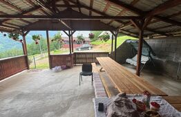 Casa cu teren de 2330 mp, anexa de 15 mp, zona Muntele Rece