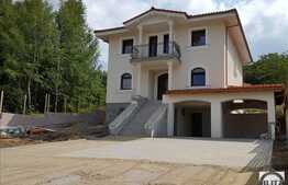 Vanzare casa individuala, 270 mp, 800 mp teren, zona nou dezvoltata