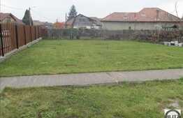 Casa de vanzare, 180 mp, cu teren de 360 mp si front de 25 ml, Someseni!