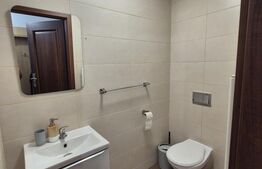 Apartament cu 3 camere, 2 băi, intermediar Parcare subteran, Centru!