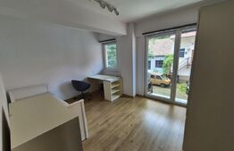 Apartament cu 3 camere, 2 băi, intermediar Parcare subteran, Centru!