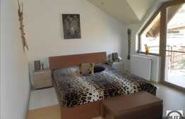 Casa de vanzare 200 mp utili, cu teren 1000 mp, front 50 ml, zona retrasa