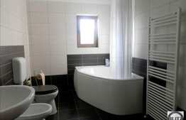 Casa de vanzare 200 mp utili, cu teren 1000 mp, front 50 ml, zona retrasa