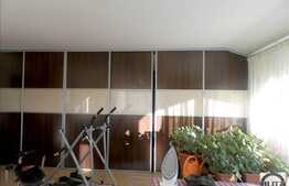 Casa de vanzare 200 mp utili, cu teren 1000 mp, front 50 ml, zona retrasa