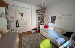 Apartament 3 camere de vânzare – zonă excelentă, cu loc de parcare