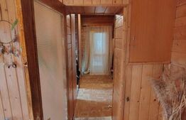 Casă zonă ultracentrală, curte comună, cu loc de parcare