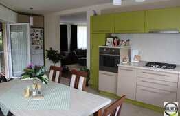 Casa individuala cu 140 mp utili, teren de 416, zona rezidentiala de case!