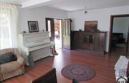 Casa individuala de vanzare, 137 mp utili, teren 501 mp, zona linistita