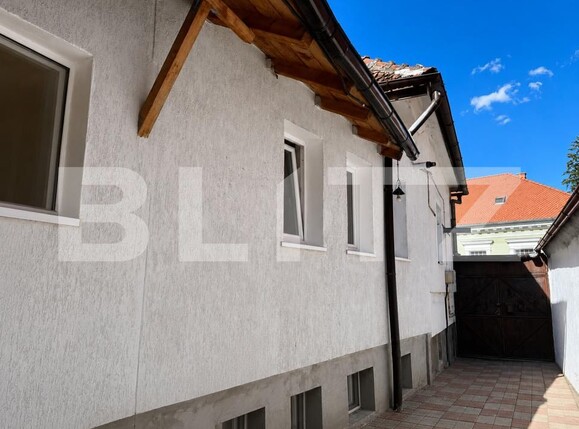 Casa de vânzare 3 camere Central - 197587CV | BLITZ Brașov | Poza1