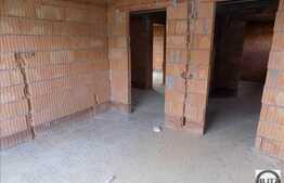 Vanzare casa cuplata, 120 mp utili, 230 mp teren, semifinisat, zona linistita