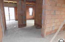 Vanzare casa cuplata, 120 mp utili, 230 mp teren, semifinisat, zona linistita