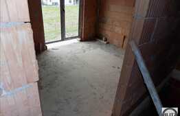 Vanzare casa cuplata, 120 mp utili, 230 mp teren, semifinisat, zona linistita