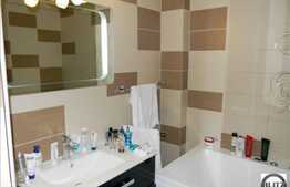 Vanzare 3 camere, 86 mp plus 2 balcoane, finisaje moderne, Orientare Sudica