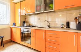 Apartament decomandat, 2 camere, 44 mp, parcare inclusa - zona Florilor