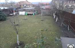 Casa de vanzare, 300 mp, cu teren de 600 mp, zona strazii Traian Vuia!