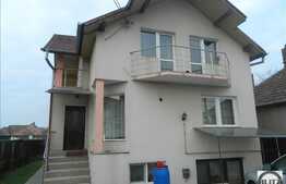 Casa de vanzare, 300 mp, cu teren de 600 mp, zona strazii Traian Vuia!