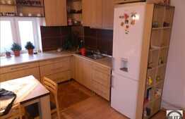 Casa de vanzare, 300 mp, cu teren de 600 mp, zona strazii Traian Vuia!