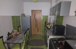Apartament decomandat, balcon inchis, parcare inclusa in pret, zona Eroilor