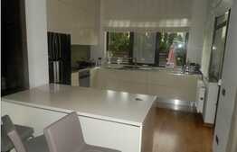 Casa cu arhitectura moderna si design interior de efect!