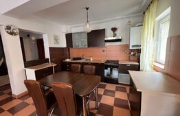 Apartament 2 camere, 48 mp, parcare, zona Florilor 
