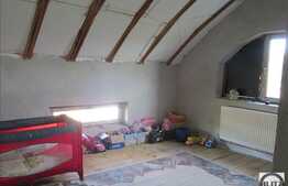 Vanzare casa individuala, 210 mp utili, 1 200 mp teren, zona linistita