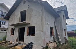 Casă semifinisată de vânzare în Gherla – P+1, 200 mp