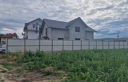 Casă semifinisată de vânzare în Gherla – P+1, 200 mp