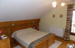 Casa LA CHEIE cu 127 mp utili si teren de 400 mp, gradina amenajata!